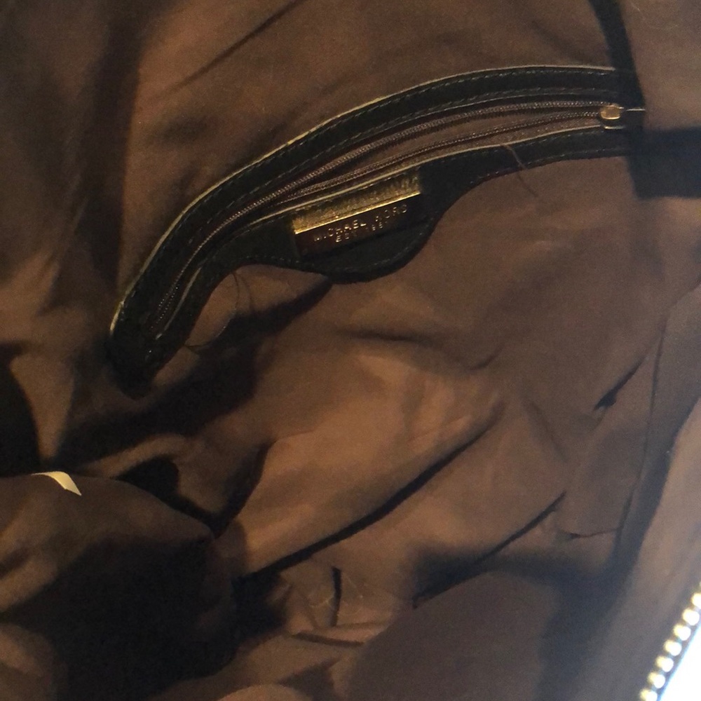 Michael Kors bag - Picture 4 of 6